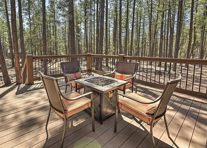 Holiday home Deck + Fire Pit: Family-friendly Lakeside Retreat Sponseller